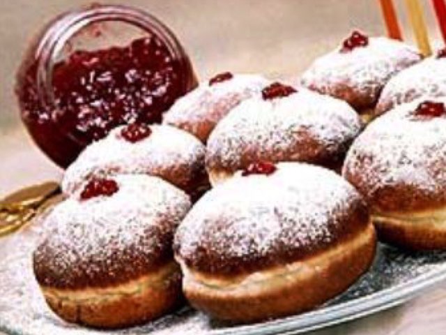 חידון  בנושא חנוכה רפאל ואדיר by gali bs