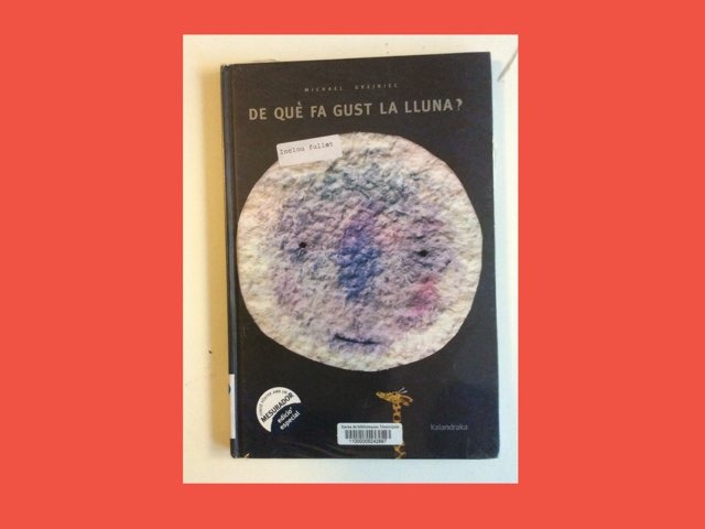 De Que Fa Gust La Lluna by Marina Romero