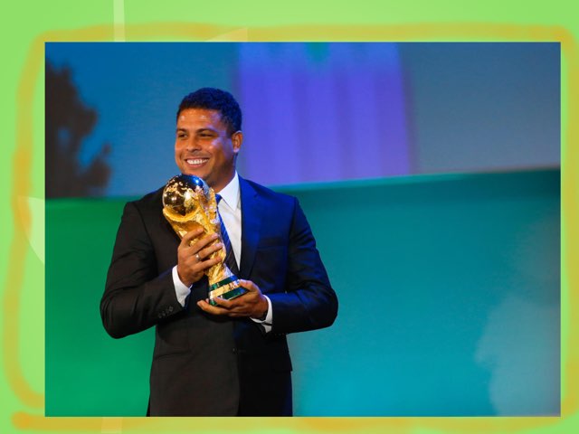 Ronaldo Nasario Puzle by Iván Martin-borregon