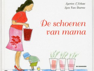 De Schoenen Van Mama by Aaron Willaert