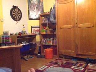 Chambre de Nicholas by Elisabeth Wallington