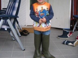 Hi Hi
 by Jonathan Lundqvist