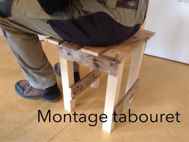 Montage Tabouret by Saja Enfant